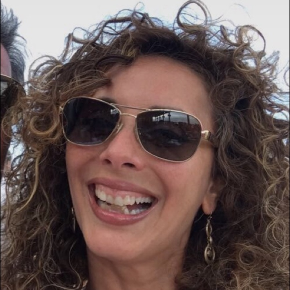 Meet your Posher, Jennifer